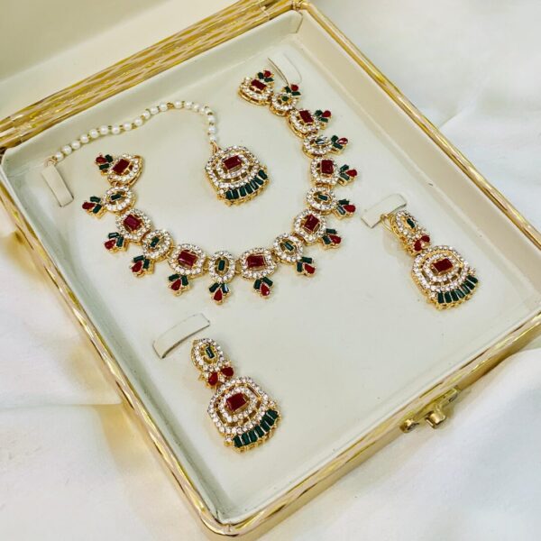 JANNIFER Set (Multi)